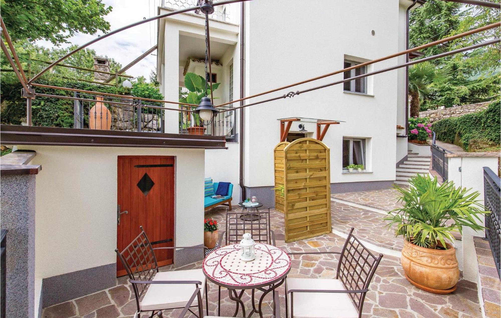 Lovely Home In Matulji With Outdoor Swimming Pool Extérieur photo