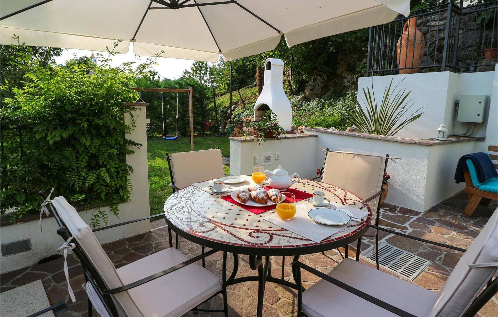 Lovely Home In Matulji With Outdoor Swimming Pool Extérieur photo