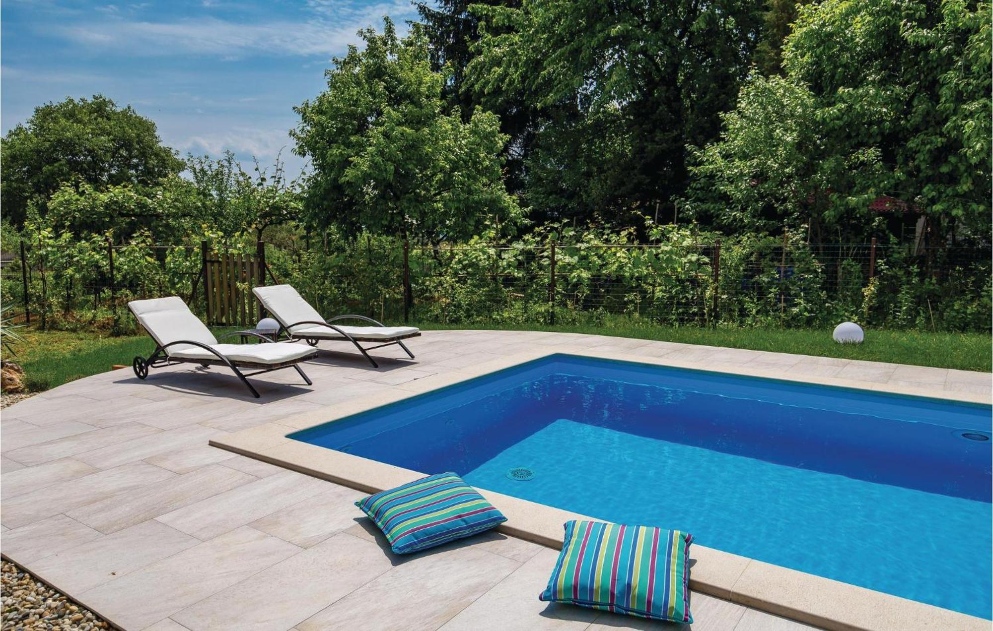 Lovely Home In Matulji With Outdoor Swimming Pool Extérieur photo